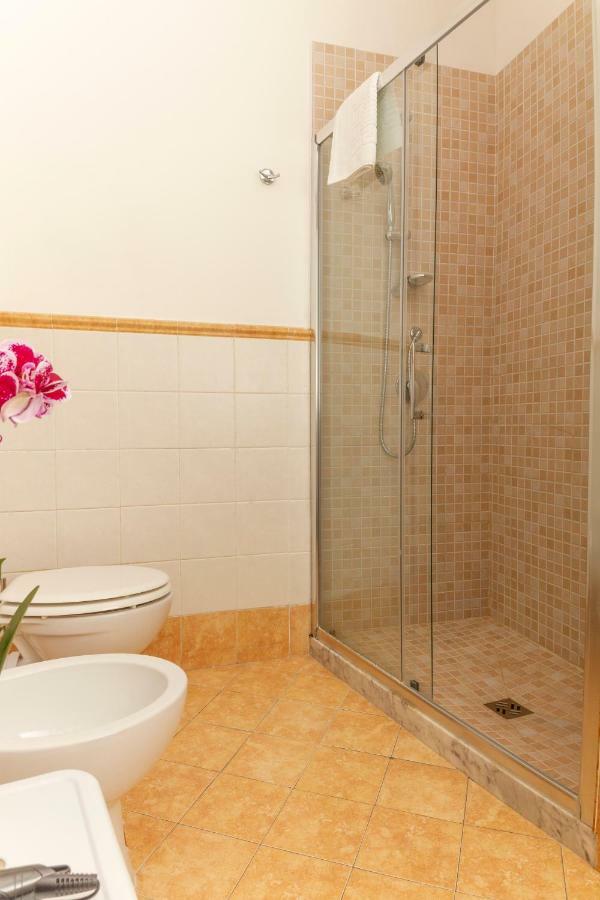 I Balconi Di San Domenico Apartment ปาแลร์โม ภายนอก รูปภาพ