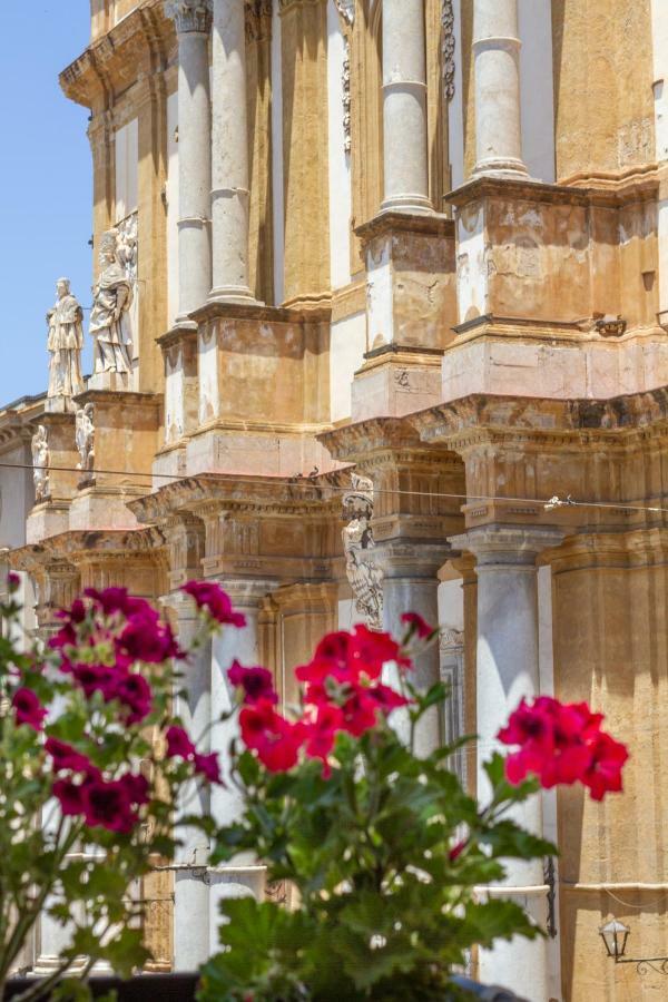 I Balconi Di San Domenico Apartment ปาแลร์โม ภายนอก รูปภาพ